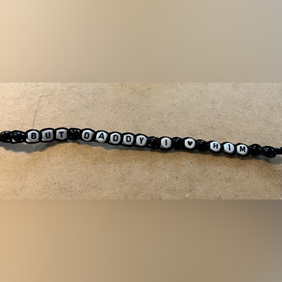 Handmade Taylor Swift BUT DADDY I LOVE HIM Beaded Bracelet - Adjustable - Picture 2 of 7